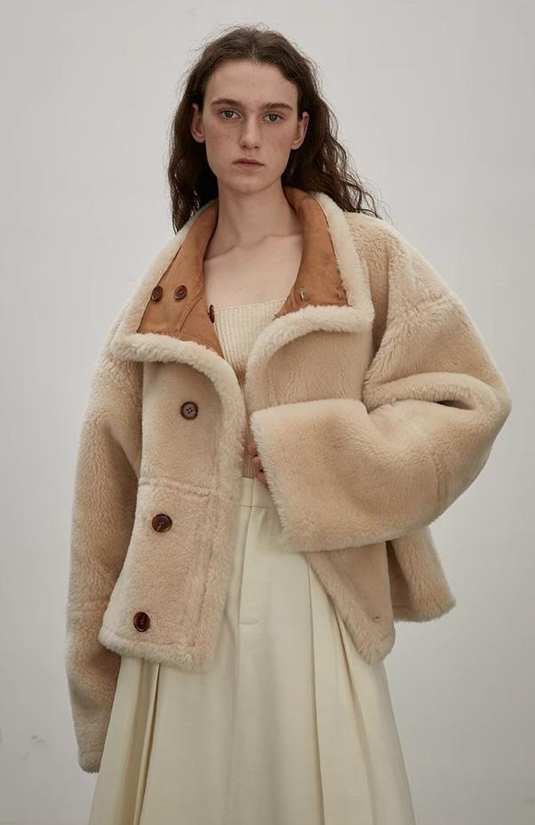 Fireladyfur CERVUS No. 1